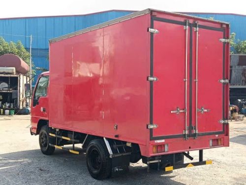 XE TẢI ISUZU 2 TẤN ĐỜI 2020